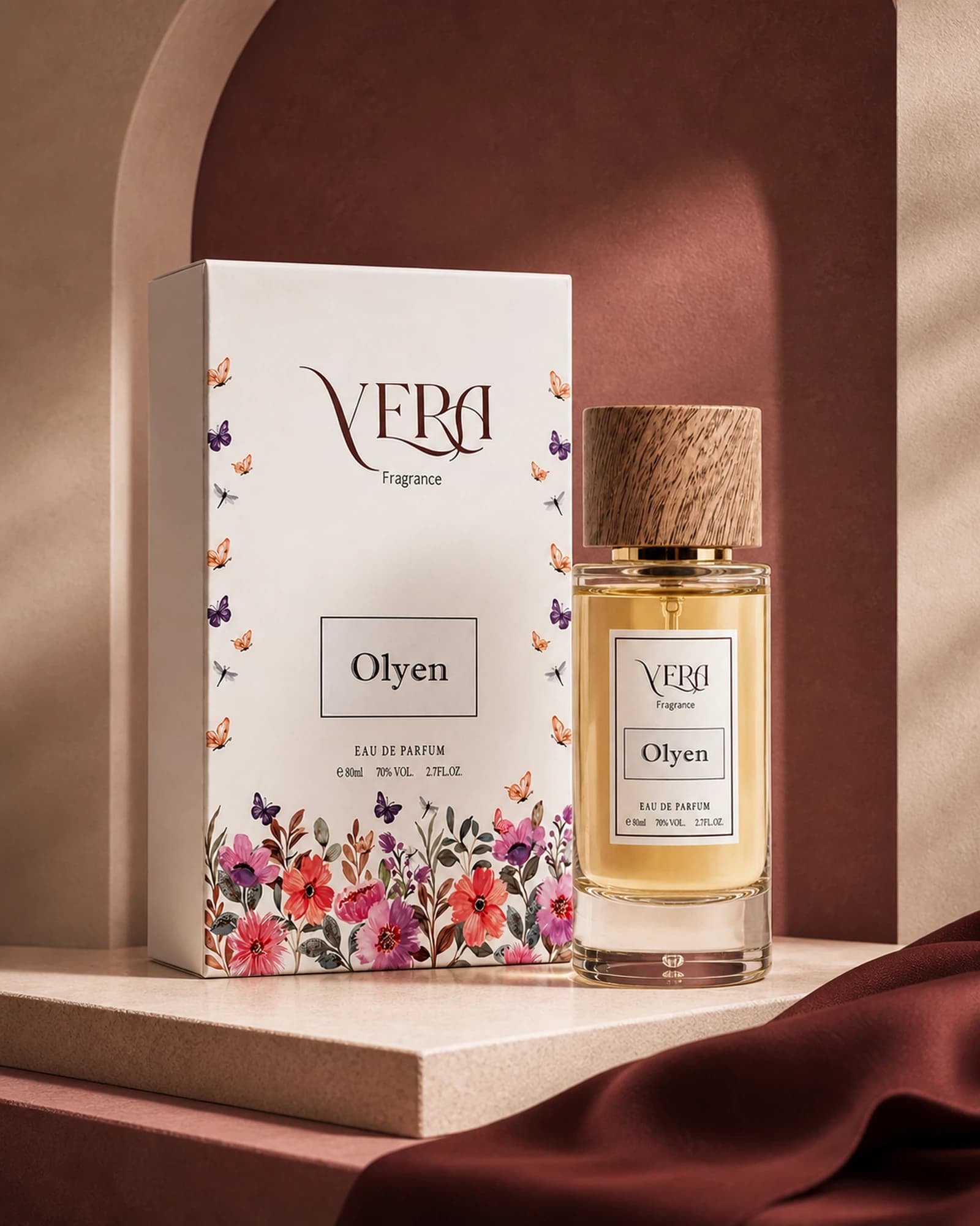 VERA Olyen Eau de Parfum and floral gift packaging